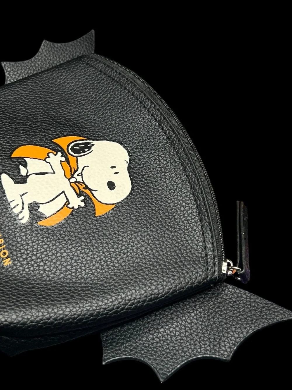 2026 Profusion x Peanuts Halloween Count Snoopy Cosmetic Bag & Gems Set 🐾